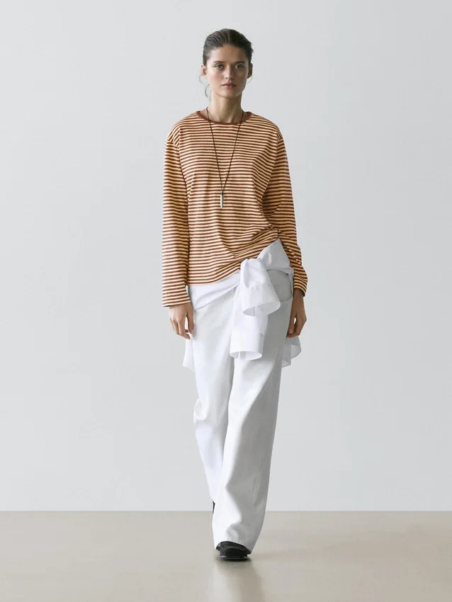 Randig långärmad bomullst-shirt Randig långärmad bomullst-shirt