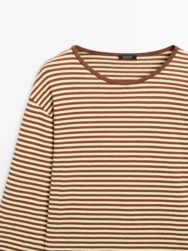 Randig långärmad bomullst-shirt Randig långärmad bomullst-shirt