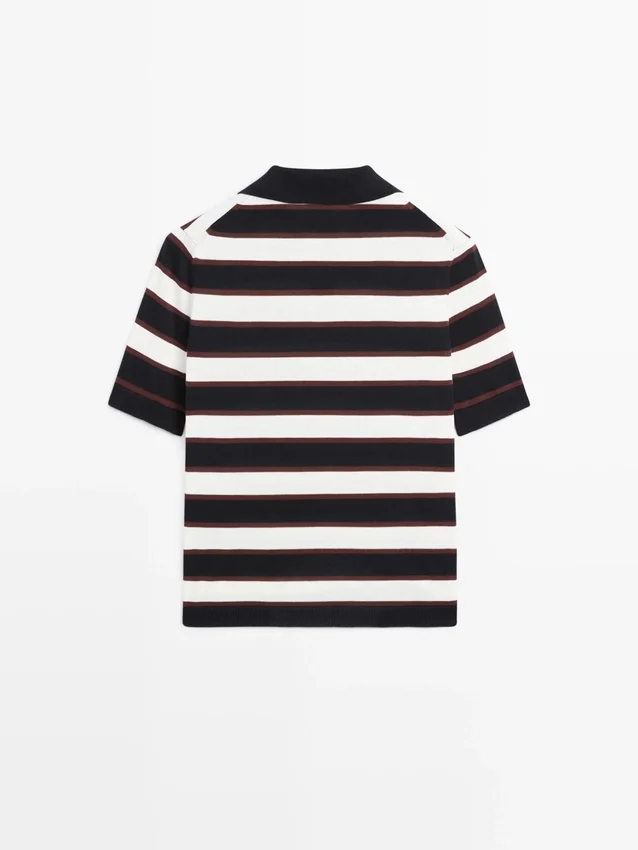 Randig stickad pikétröja Randig stickad pikétröja