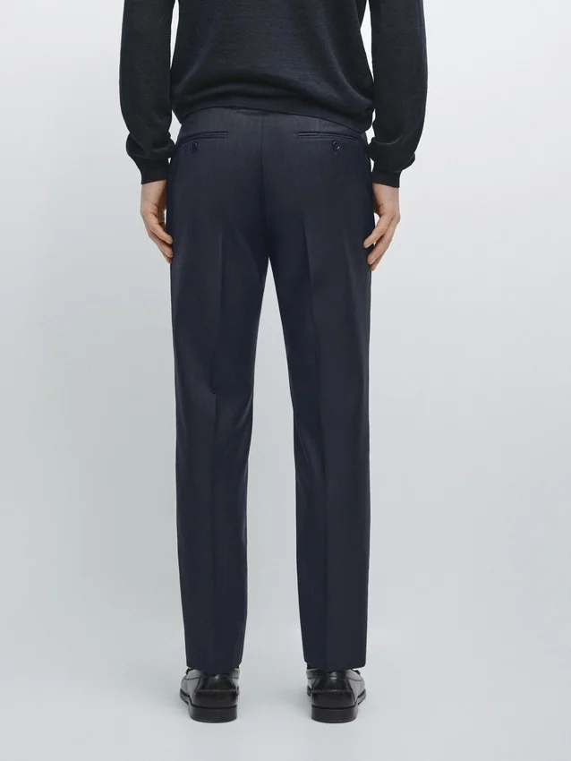 Randiga kostymbyxor i sval ull Randiga kostymbyxor i sval ull