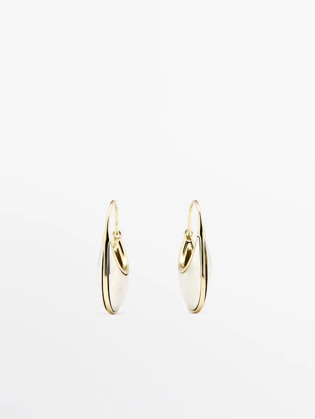 Örhängen med stenringar Örhängen med stenringar