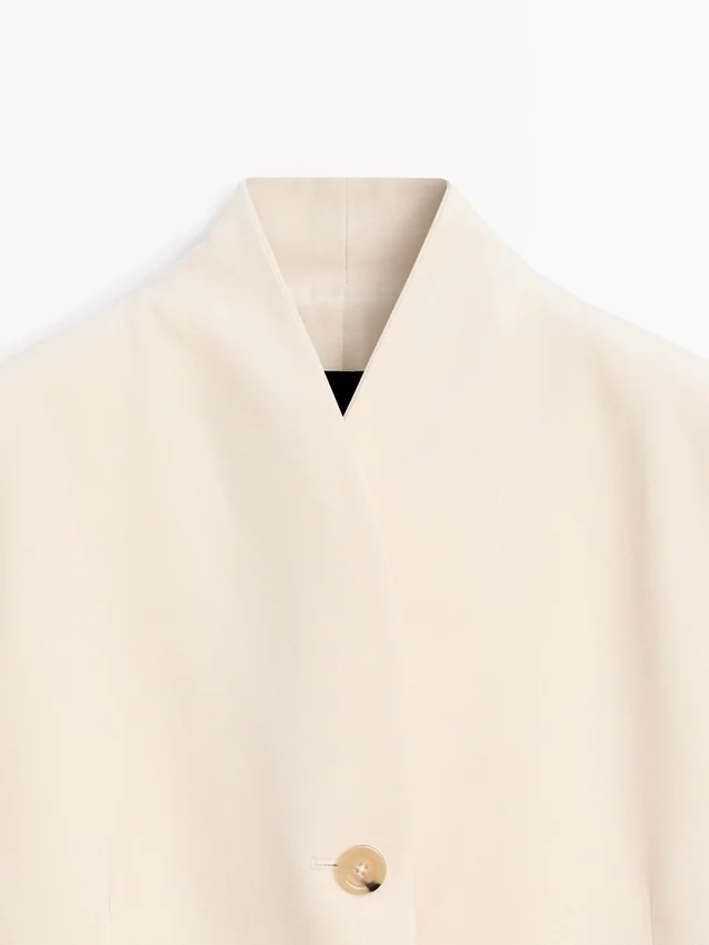 Satinkavajer med hög hals Satinkavajer med hög hals