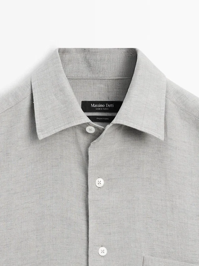 Skjorta i 100 % linne med fickdetaljer Skjorta i 100 % linne med fickdetaljer