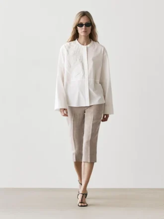 Skjorta i bomullsblandning med broderade detaljer