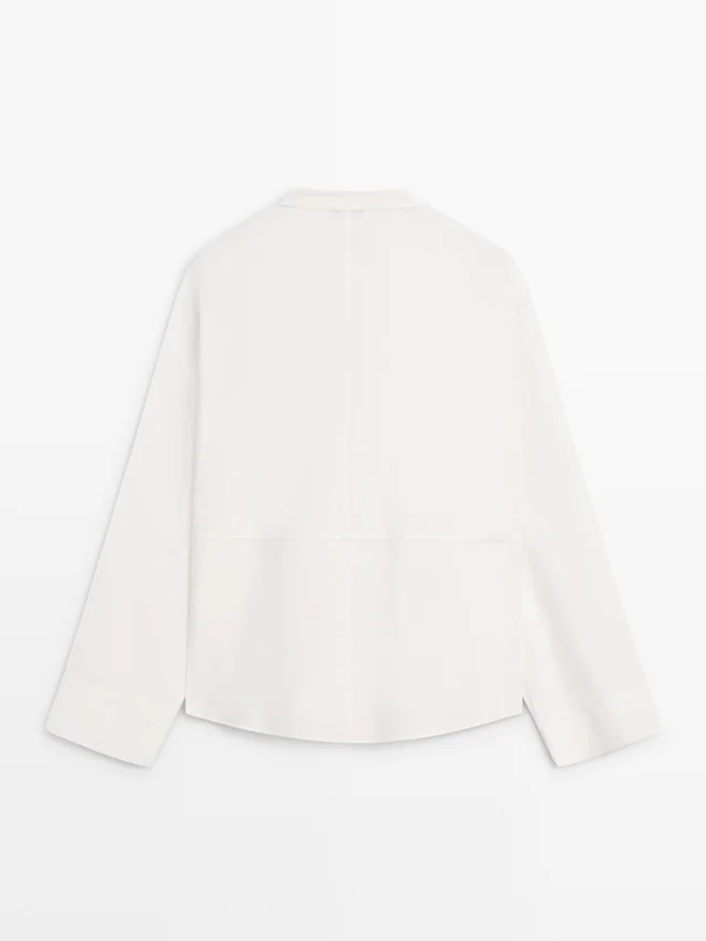 Skjorta i bomullsblandning med broderade detaljer Skjorta i bomullsblandning med broderade detaljer