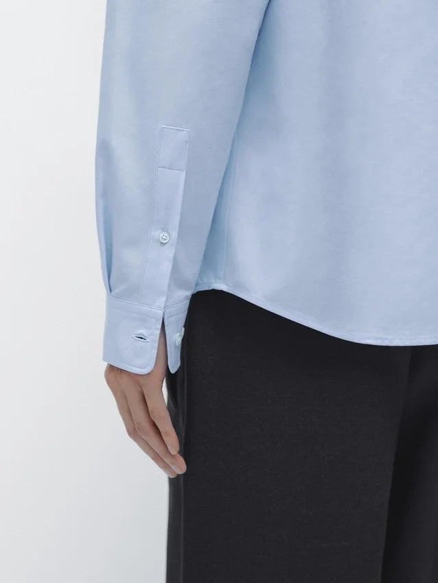 Skjorta i bomullsblandning med fickdetalj Skjorta i bomullsblandning med fickdetalj