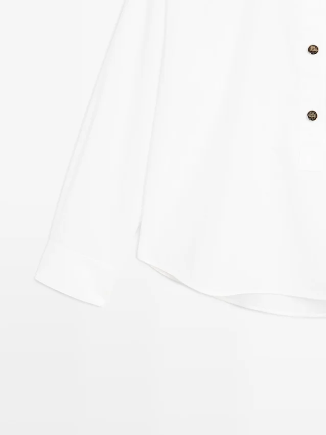 Skjorta med ståkrage och guldknappar Skjorta med ståkrage och guldknappar