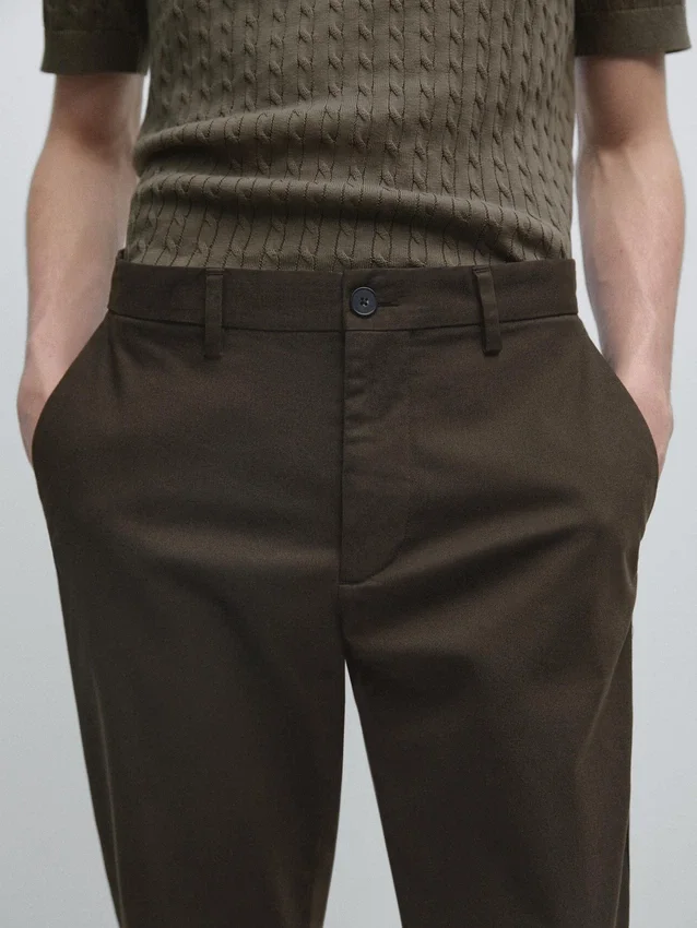 Slim Fit-byxor i bomull Slim Fit-byxor i bomull