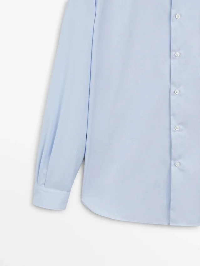 Slim Fit-skjorta med mikroränder Slim Fit-skjorta med mikroränder