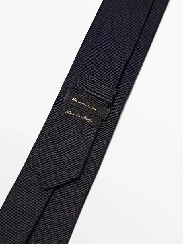 Slips i twill av bomulls- och silkesblandning Slips i twill av bomulls- och silkesblandning