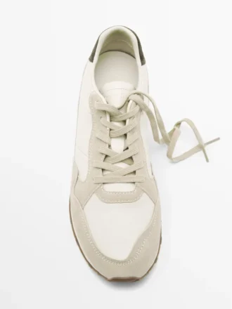 Sneakers med kontrasterande bakstycke