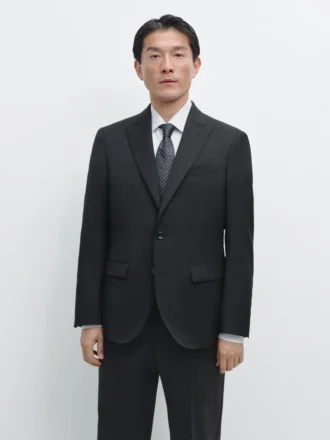 Snygg kostymkavajer i ull