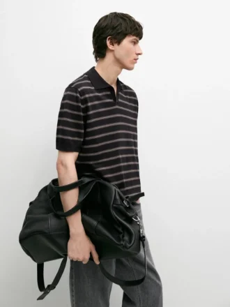 Stickad pikétröja med kontrastränder