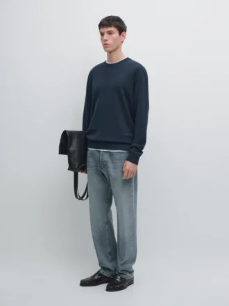 Stickad tröja i bomull och ull med rund hals