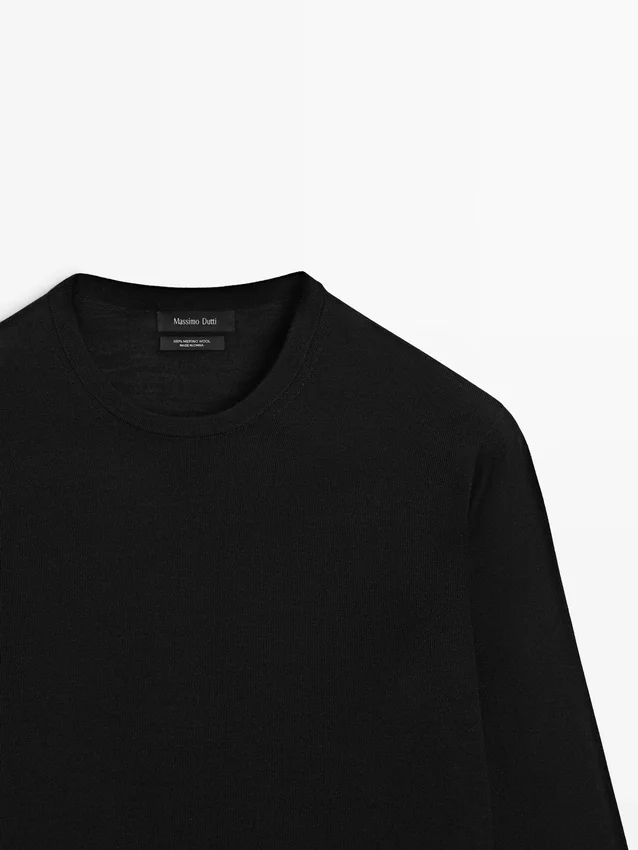 Stickad tröja i merinoull Stickad tröja i merinoull