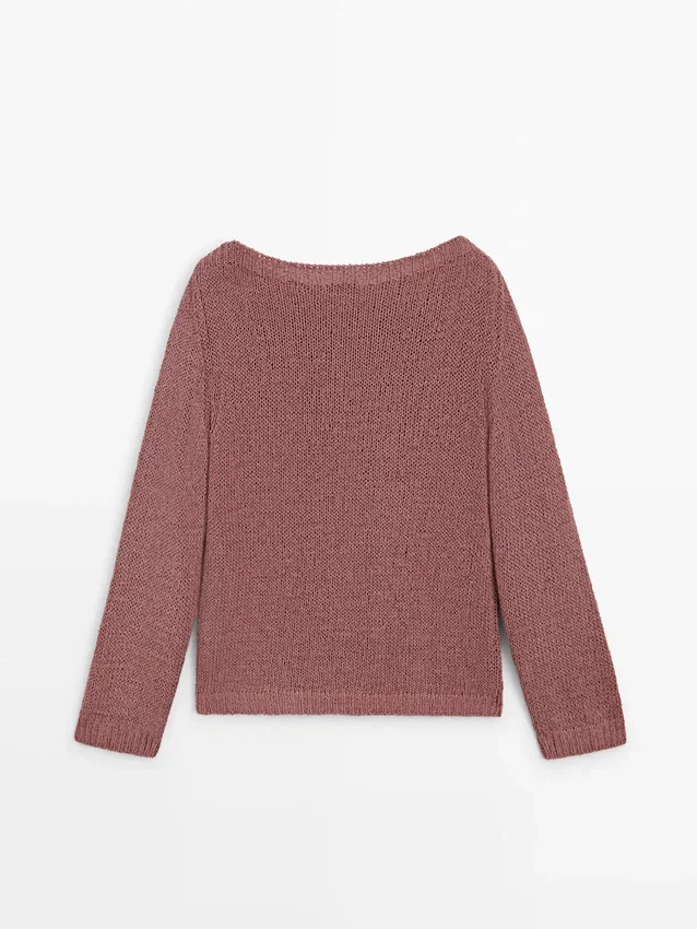 Stickad tröja med båthals Stickad tröja med båthals