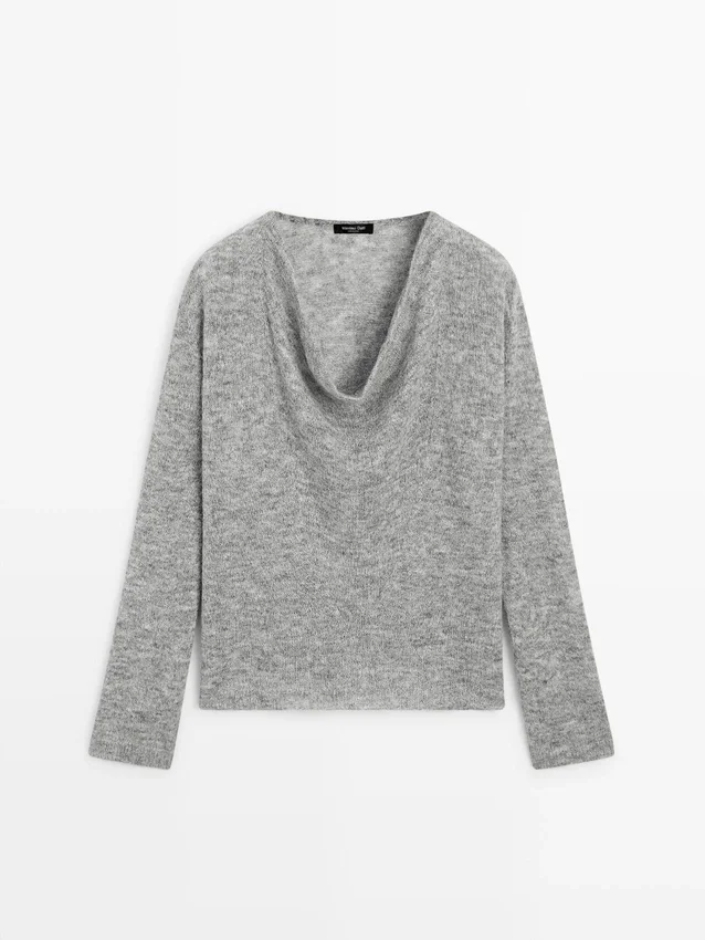 Stickad tröja med krage Stickad tröja med krage