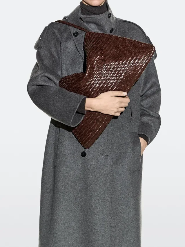 Stor vävd väska i nappaläder Stor vävd väska i nappaläder