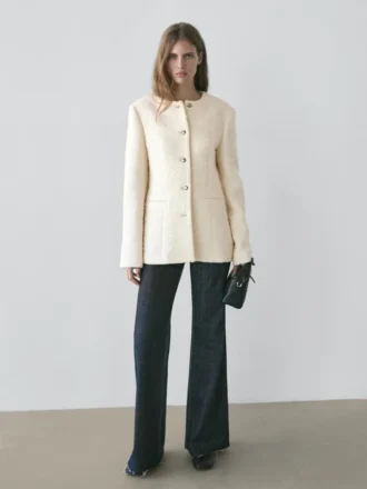 Strukturerad jacka i ullblandning med strassknappar