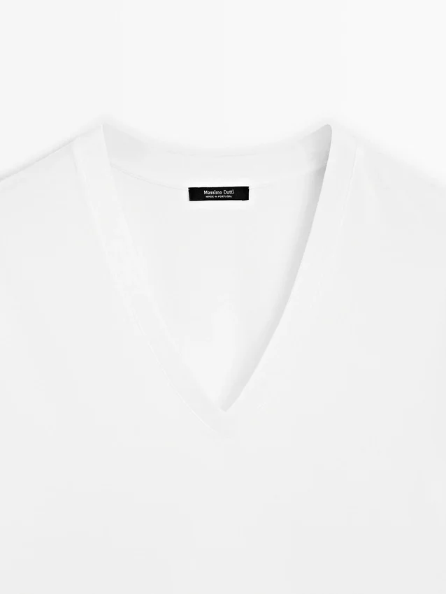 T-shirt i 100 % bomull med korta ärmar T-shirt i 100 % bomull med korta ärmar