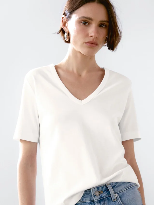 T-shirt i 100 % bomull med korta ärmar T-shirt i 100 % bomull med korta ärmar