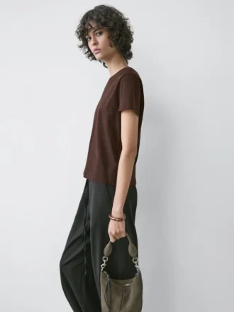 T-shirt i 100 % bomull med sömdetaljer