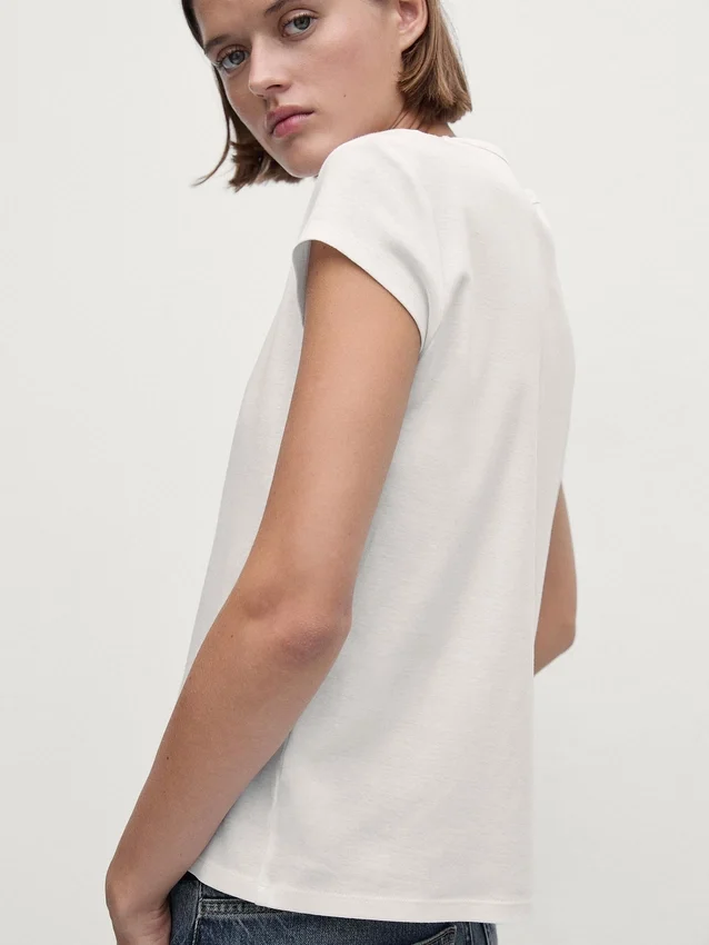 T-shirt i 100 % merceriserad bomull med korta ärmar T-shirt i 100 % merceriserad bomull med korta ärmar