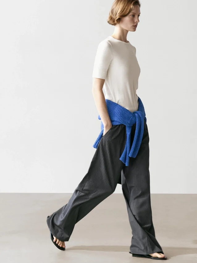 T-shirt i bomullsblandning T-shirt i bomullsblandning