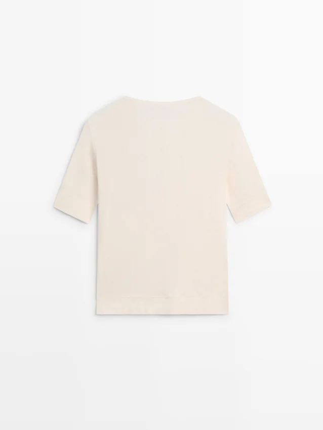 T-shirt i bomullsblandning T-shirt i bomullsblandning