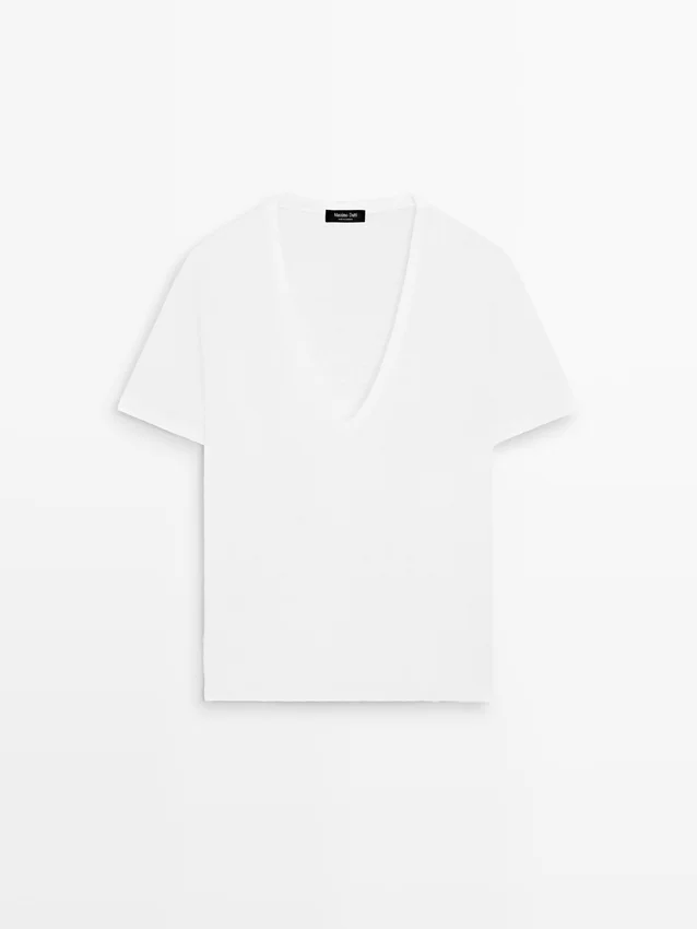 T-shirt i linne med V-ringning T-shirt i linne med V-ringning