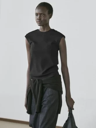 T-shirt med droppärmar och knappdetaljer