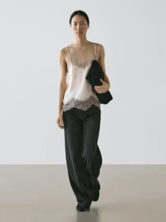 Top med skrynklig effekt Top med skrynklig effekt