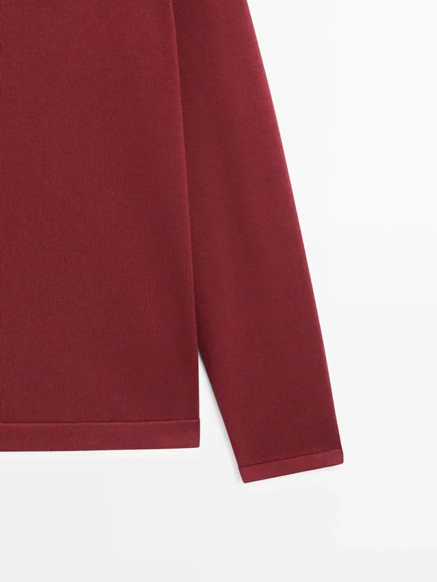 Tröja i bomullstrik med rund hals Tröja i bomullstrik med rund hals