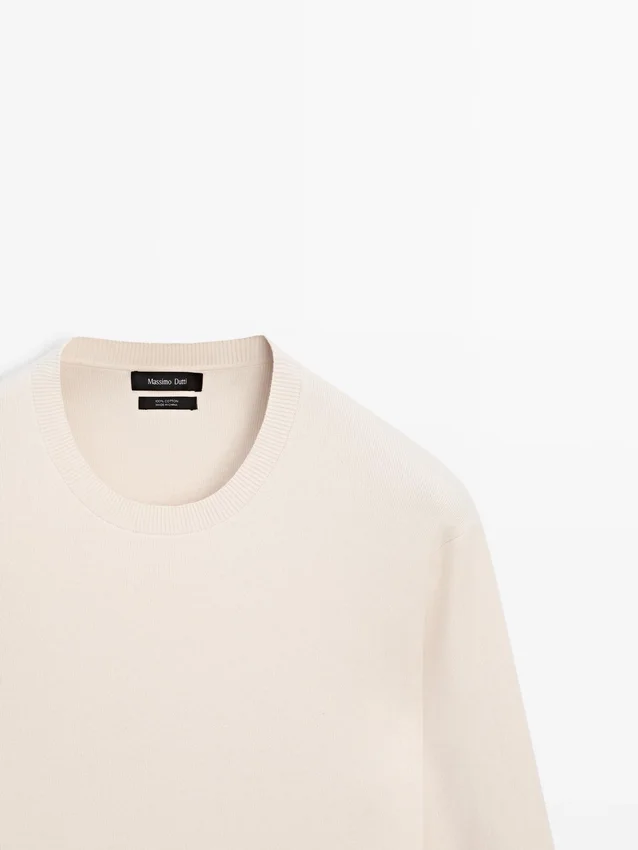 Tröja i bomullstrik med rund hals Tröja i bomullstrik med rund hals