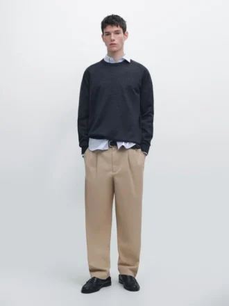 Tröja i merinoull med rund hals