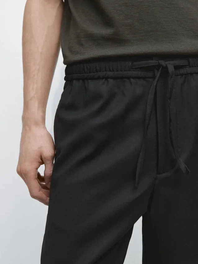 Ullbyxor med avslappnad passform Ullbyxor med avslappnad passform