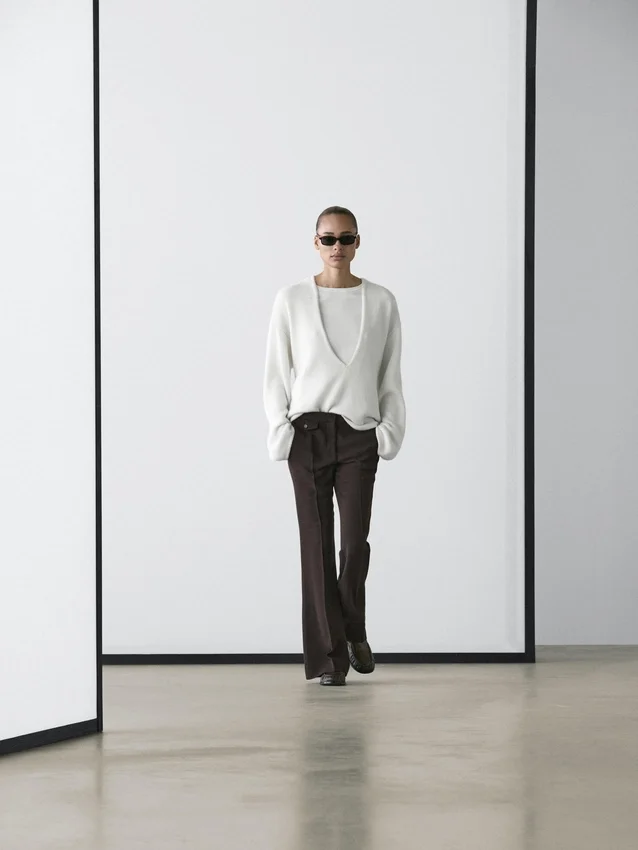 Utställda byxor med ficka Utställda byxor med ficka