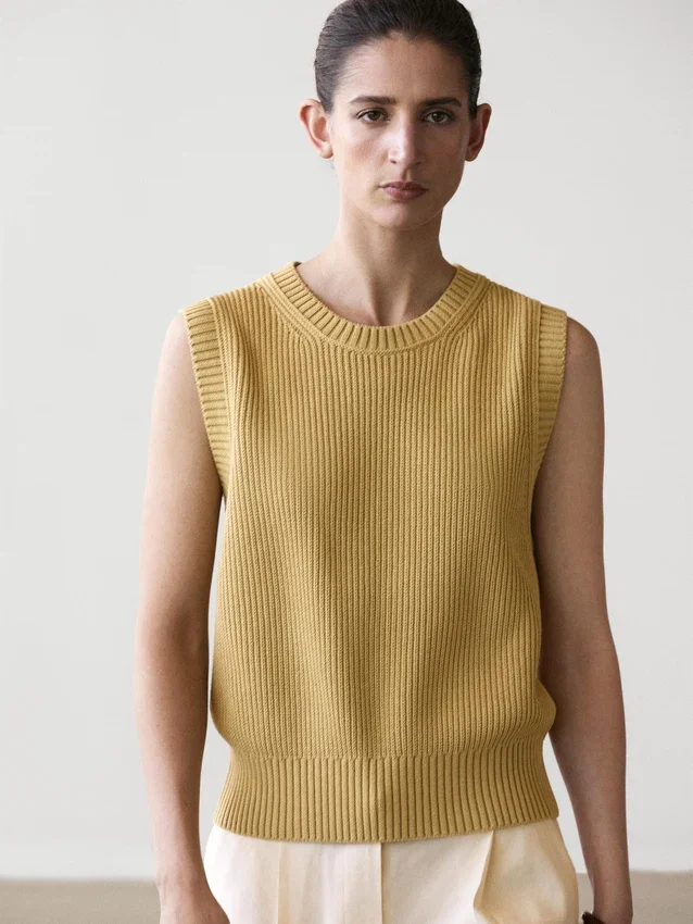 Väst i bomullstriké med rund hals Väst i bomullstriké med rund hals