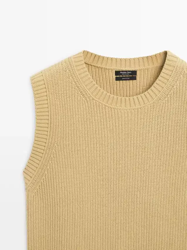 Väst i bomullstriké med rund hals Väst i bomullstriké med rund hals